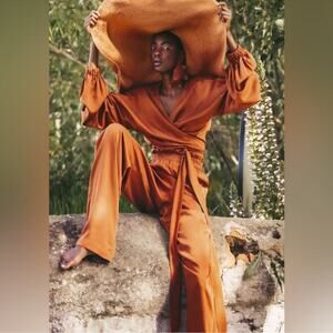 DIARRABLU Leer Palazzo Pants